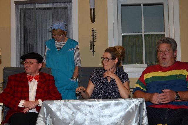 Familienkrach im Doppelhaus_502